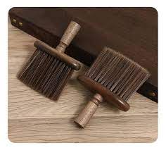 Dusting BRUSH
