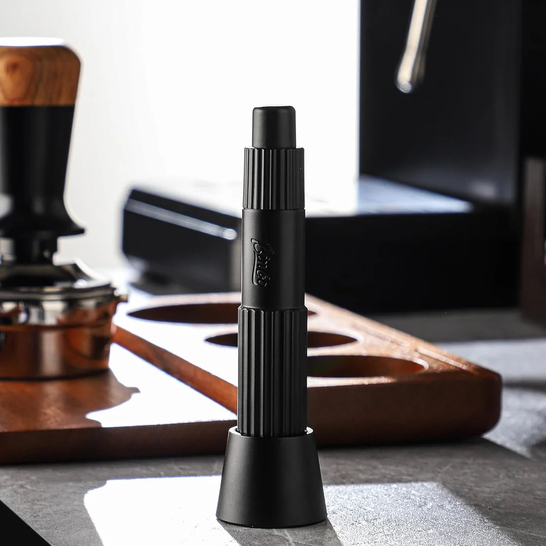 Distributor Tool with Stand black