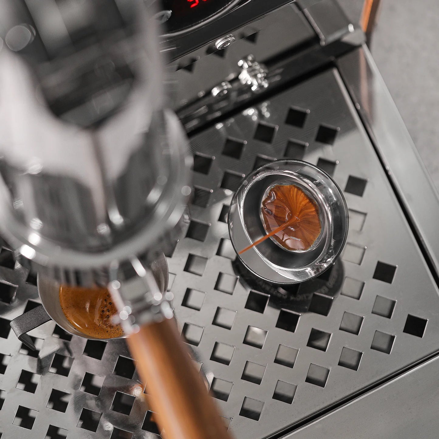 MHW-3BOMBER - Espresso Shot Black Mirror