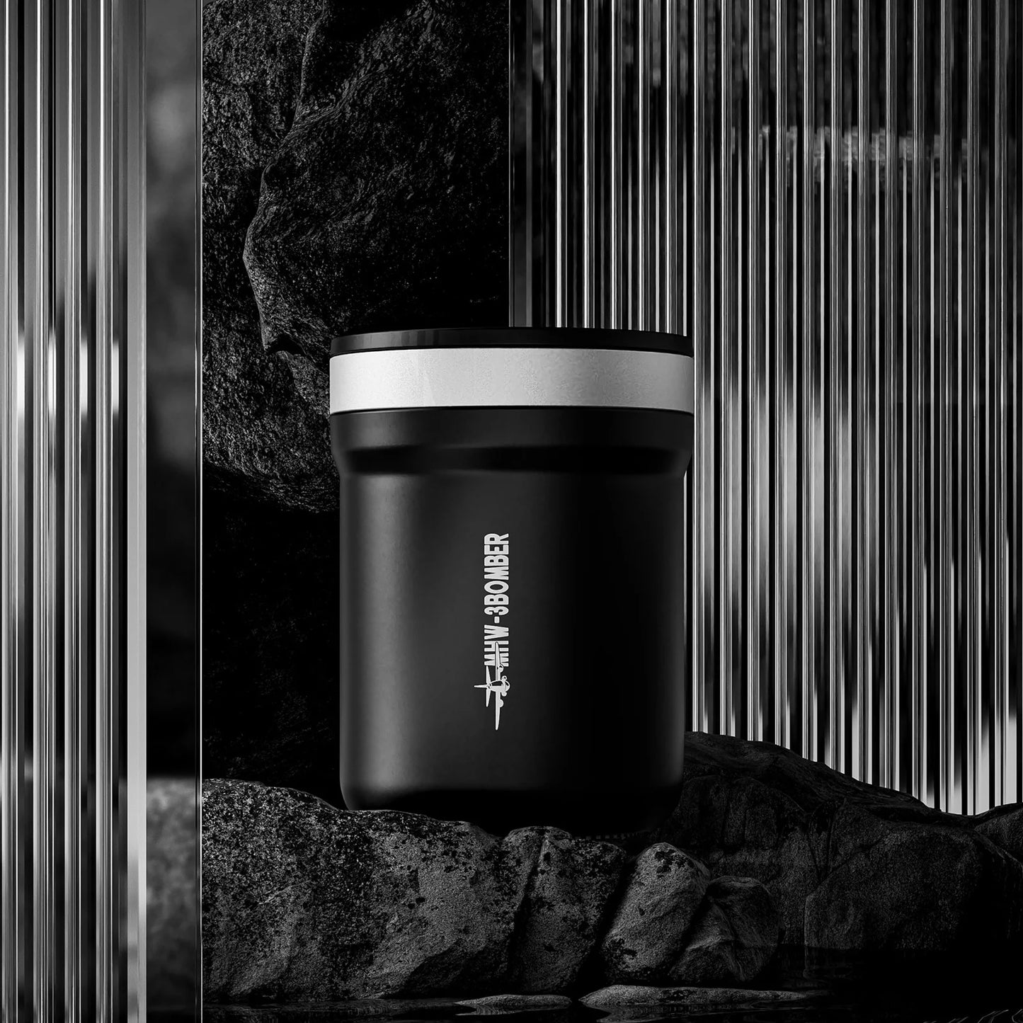 MHW-3BOMBER - Shark Powder Shaker