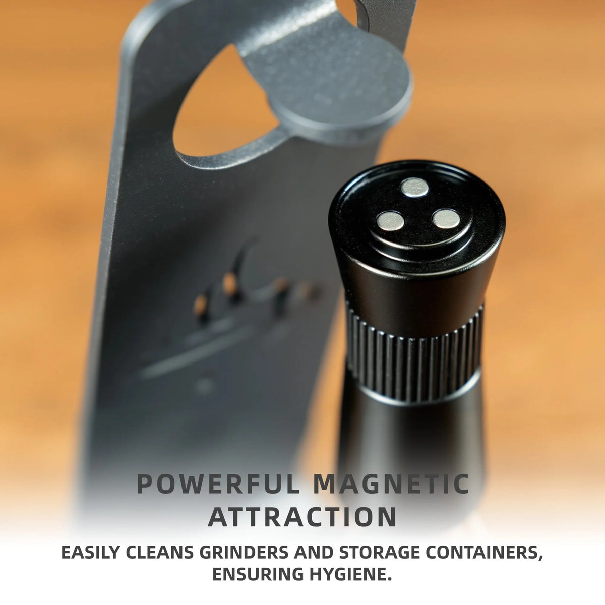 Needle Distributor with magnatic